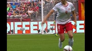 【女子サッカーワールドカップ】スイス４番の揺れる胸が気になって別の角度から観戦してしまった・・・。
