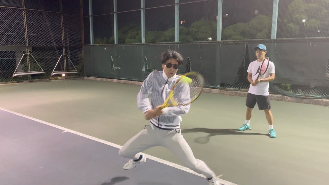 【テニス】両手バックを教える監督【ねぱモニ】【あるある】