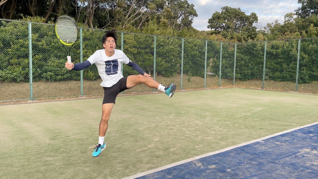【テニス】高校の部活体験に来た中学生が部長よりも強い雰囲気