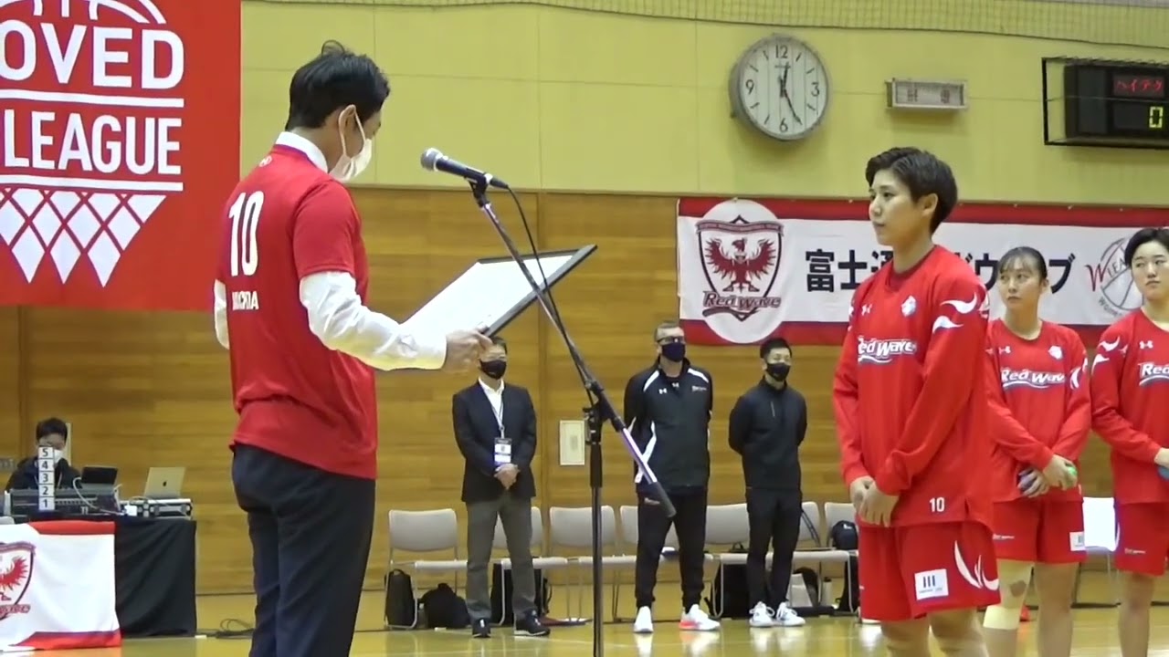 旭川出身・東京2020オリンピック女子バスケットボール銀メダル町田瑠唯さんに「市民栄誉賞」を授与させて頂きました。